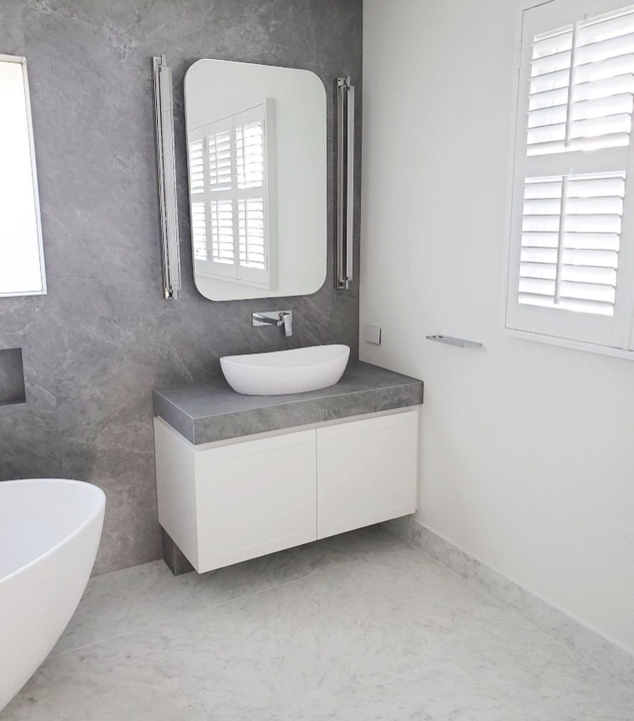 Toka Lite Vivienne - Organic Curved Style Basin - 600mm - STB24
