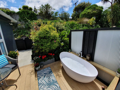 Vivienne Stone Outdoor Bath - 1800mm - ST24